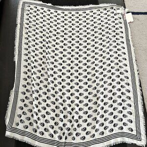 Alexander McQueen White Scarf with Black Skull print NWT